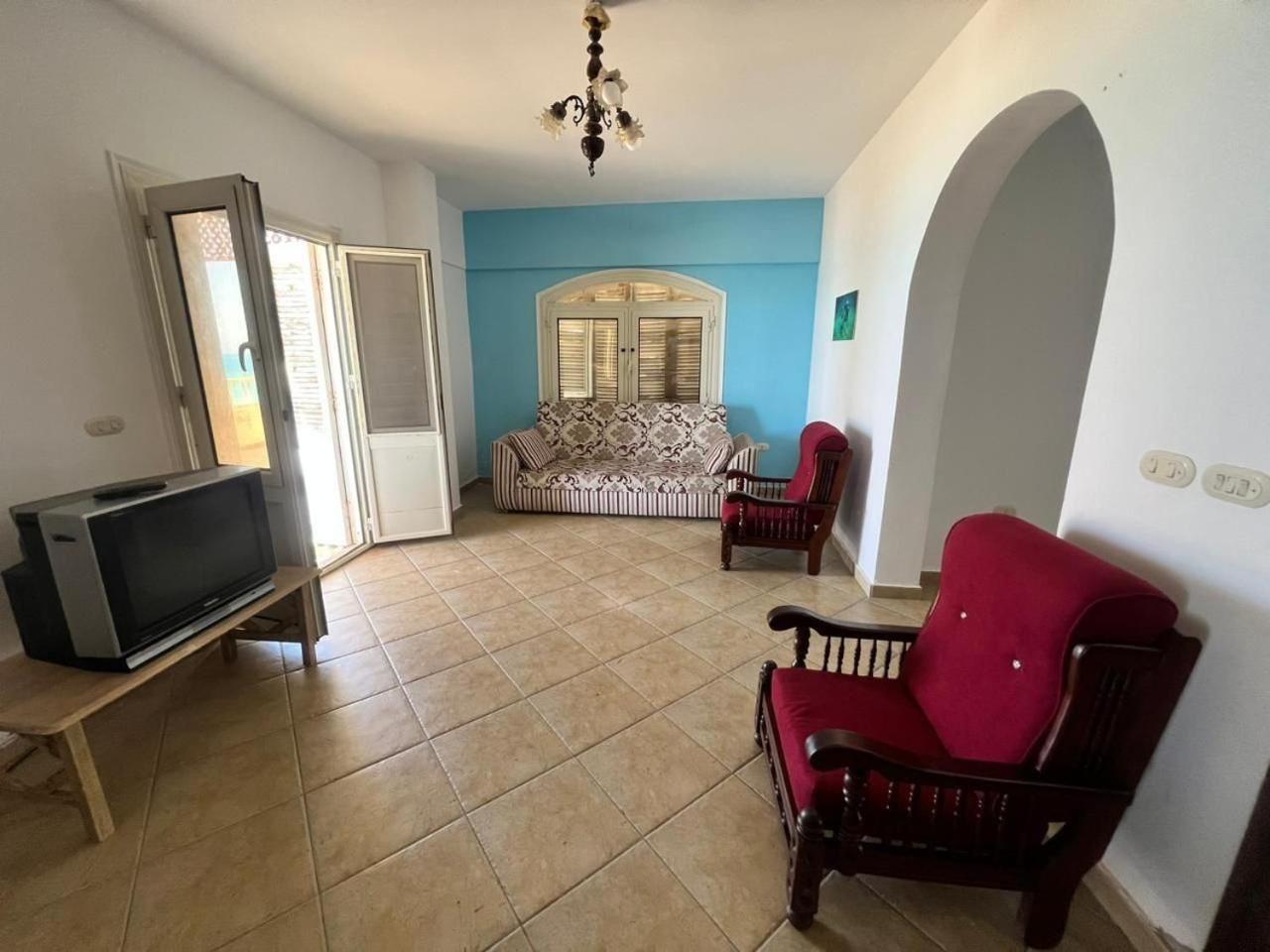 Beachfront Chalet In Green Beach, North Coast Villa El Alamein Room photo